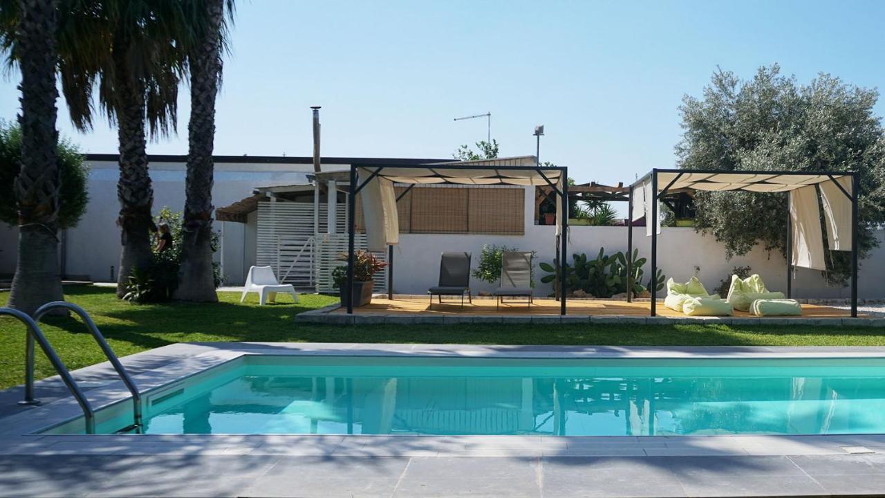 Dependance In Villa Con Piscina Syracuse Bagian luar foto